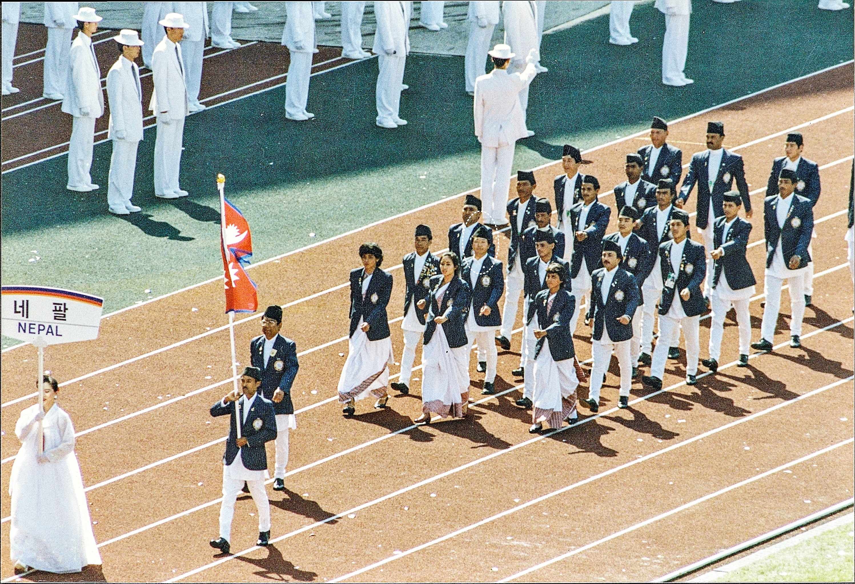 A124.jpg